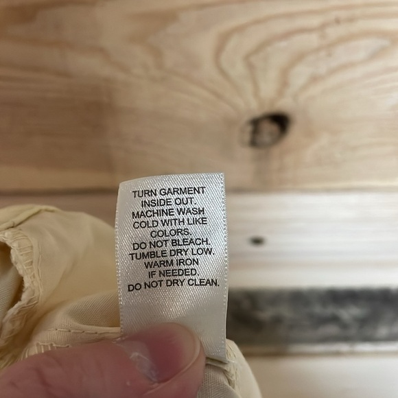 J. Jill size 14 Yellow High Waisted 7” Inseam Lightweight Shorts with Pockets - Picture 9 of 9